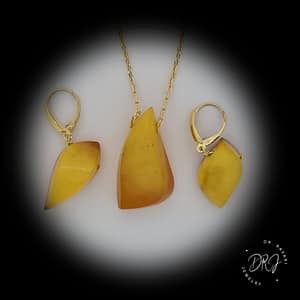 Amber Stone Set