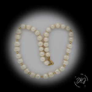 White Pearl Necklace